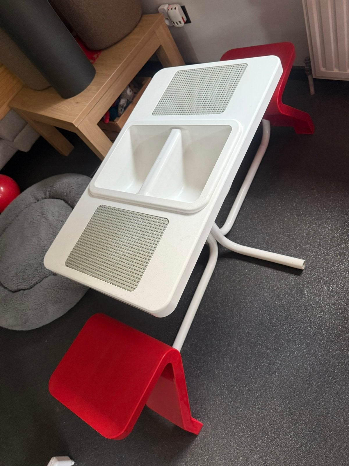 Lego tafel met 2 vakken en 2 stoeltjes, Ophalen, Zo goed als nieuw, Lego