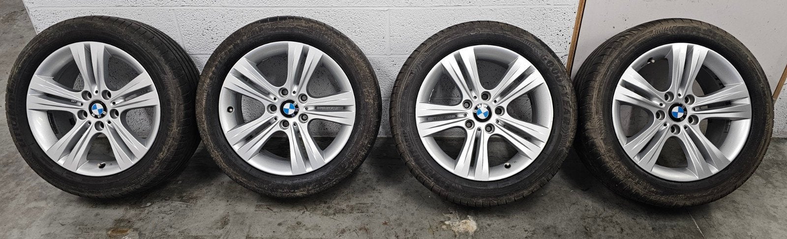 4 jantes BMW 17 pouces + pneus été Goog Year efficient grip, Pneus et Jantes, Véhicule de tourisme, Pneus été, 17 pouces