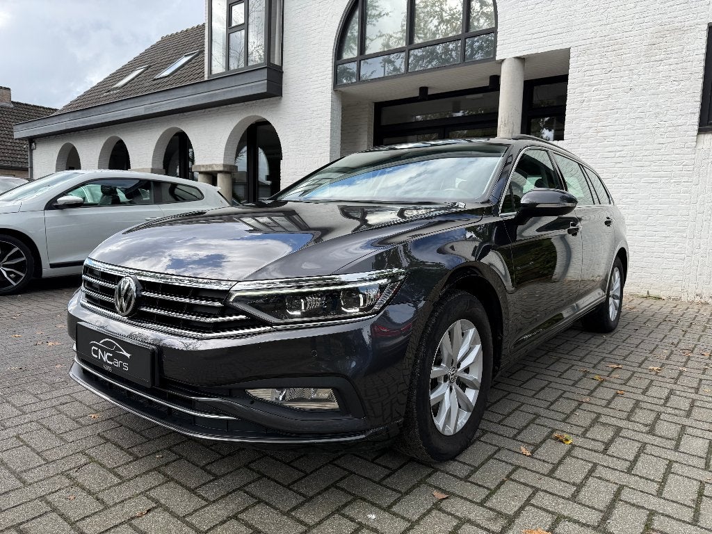 Volkswagen Passat Variant ***Style Business DSG***, Stof, Euro 6, 4 cilinders, https://public.car-pass.be/vhr/cdac96f0-8d32-4293-b213-ceac963468a8