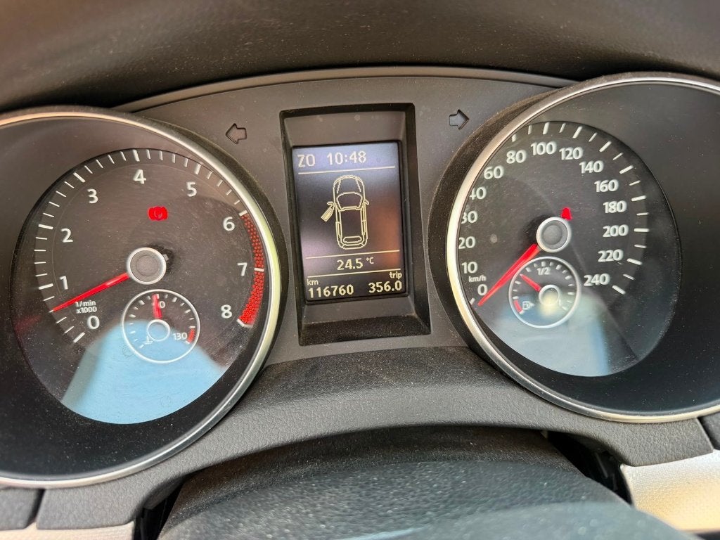 volkswagen golf cabrio, Voorwielaandrijving, 139 g/km, https://public.car-pass.be/vhr/bc96115a-e6cb-47ca-9509-dd4c5c42a739, Cabriolet
