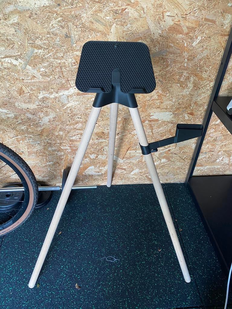 Tons iPad Stand voor indoor fietsen., Ophalen, Zo goed als nieuw