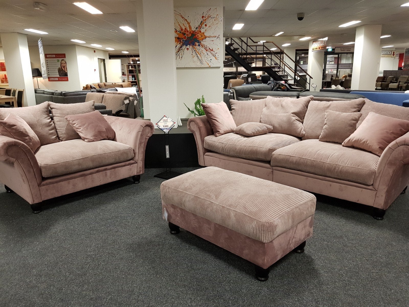 Mooi groot salon oud roze., Ophalen