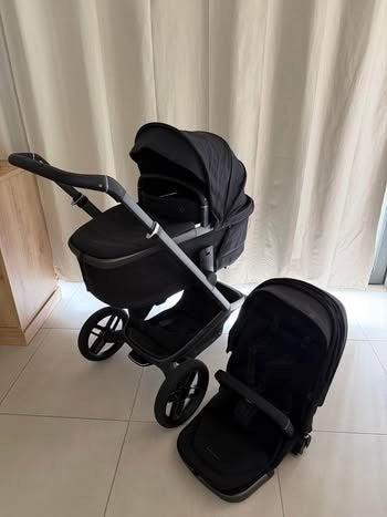 Poussette Maxi Cosi FAME led, Enlèvement, Comme neuf