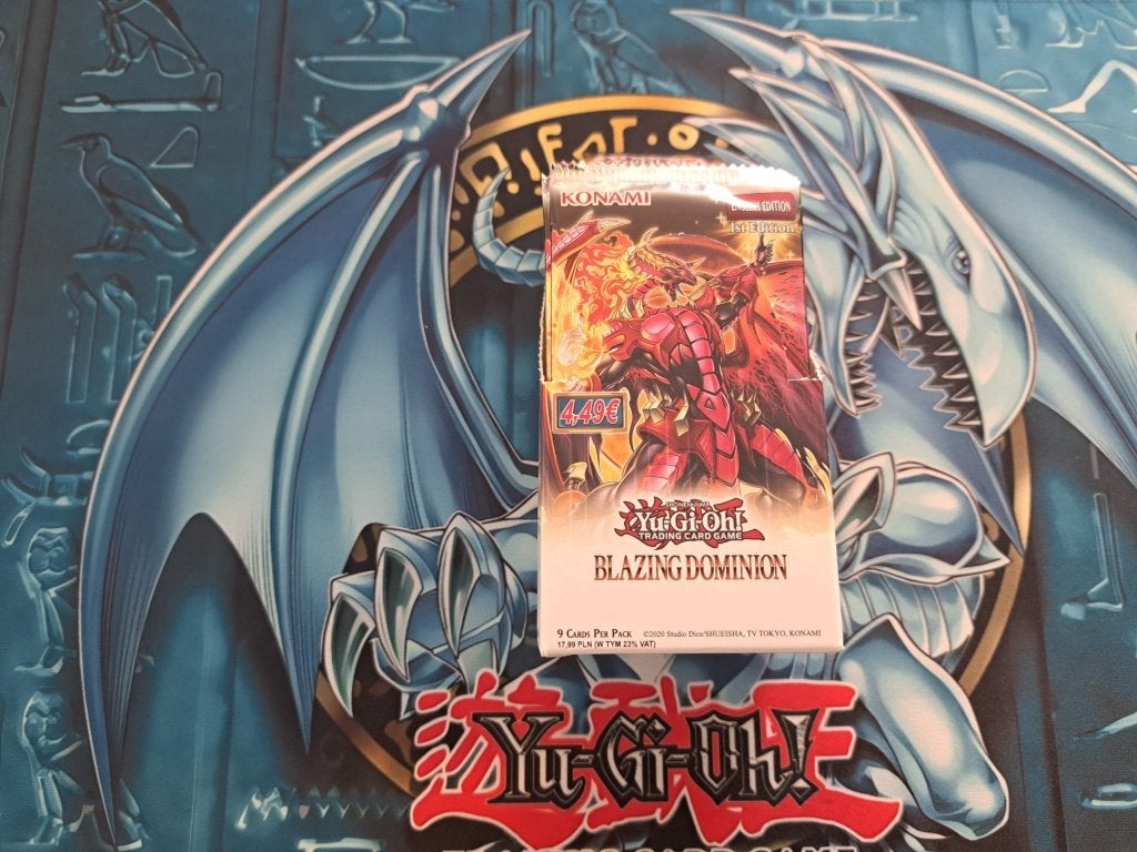 Yu-Gi-Oh! Blazing Dominion Booster Packs *sealed*, Hobby en Vrije tijd, Ophalen of Verzenden, Nieuw, Boosterbox, Foil