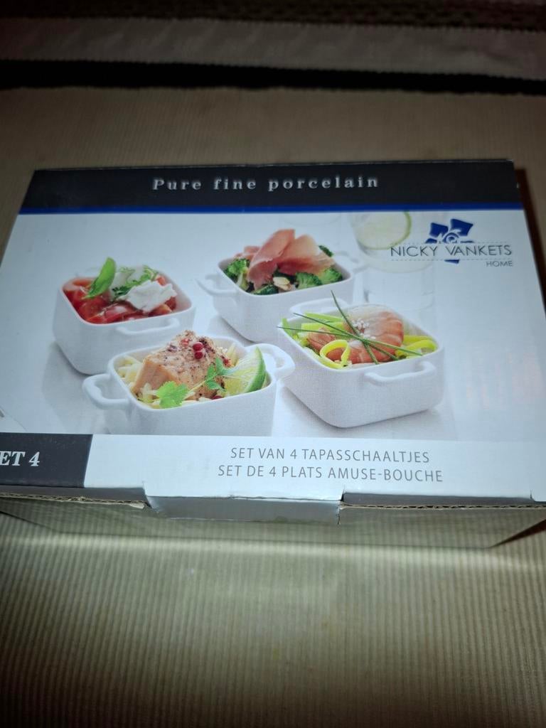 Potjes,schaaltjes hapjes,tapas,apero, merk Nicky Vankets!, Enlèvement, Neuf, Porcelaine