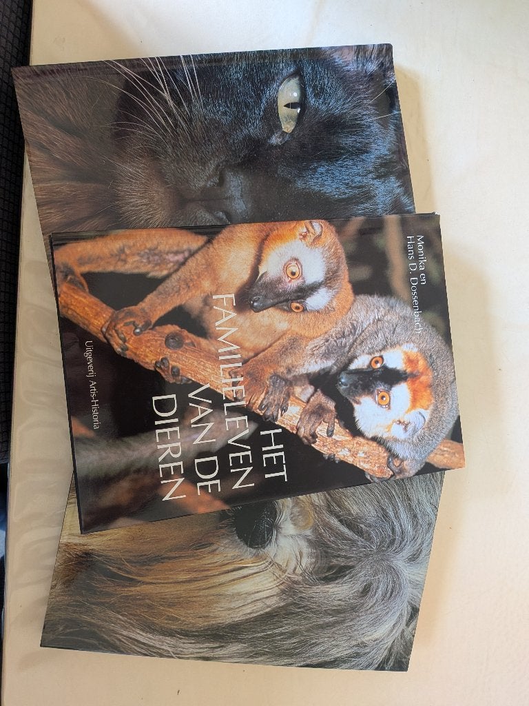 dierenboeken 3st, Ophalen of Verzenden, Zo goed als nieuw, Honden