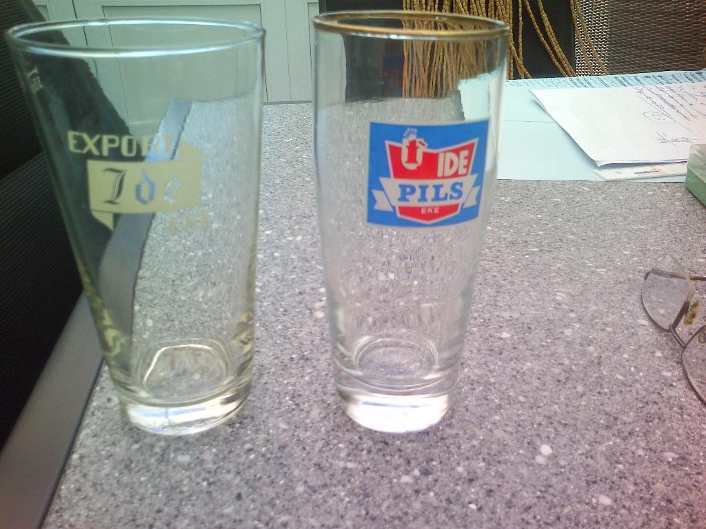 2  Glazen van de brouwerij Ide te Eke., Verzamelen, Biermerken, Ophalen of Verzenden, Gebruikt, Glas of Glazen, Overige merken