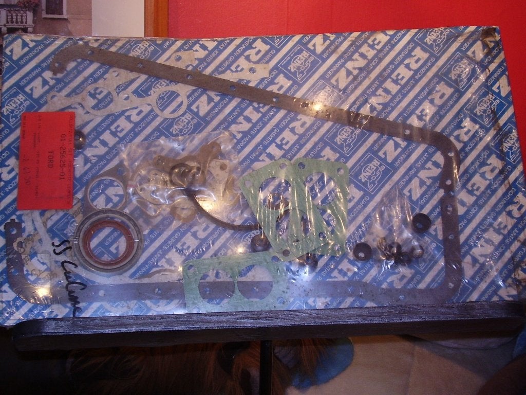 Une pochette de joints complète pour FORD GRANADA 10/82-, Autos : Pièces & Accessoires, Enlèvement ou Envoi, Neuf, Ford