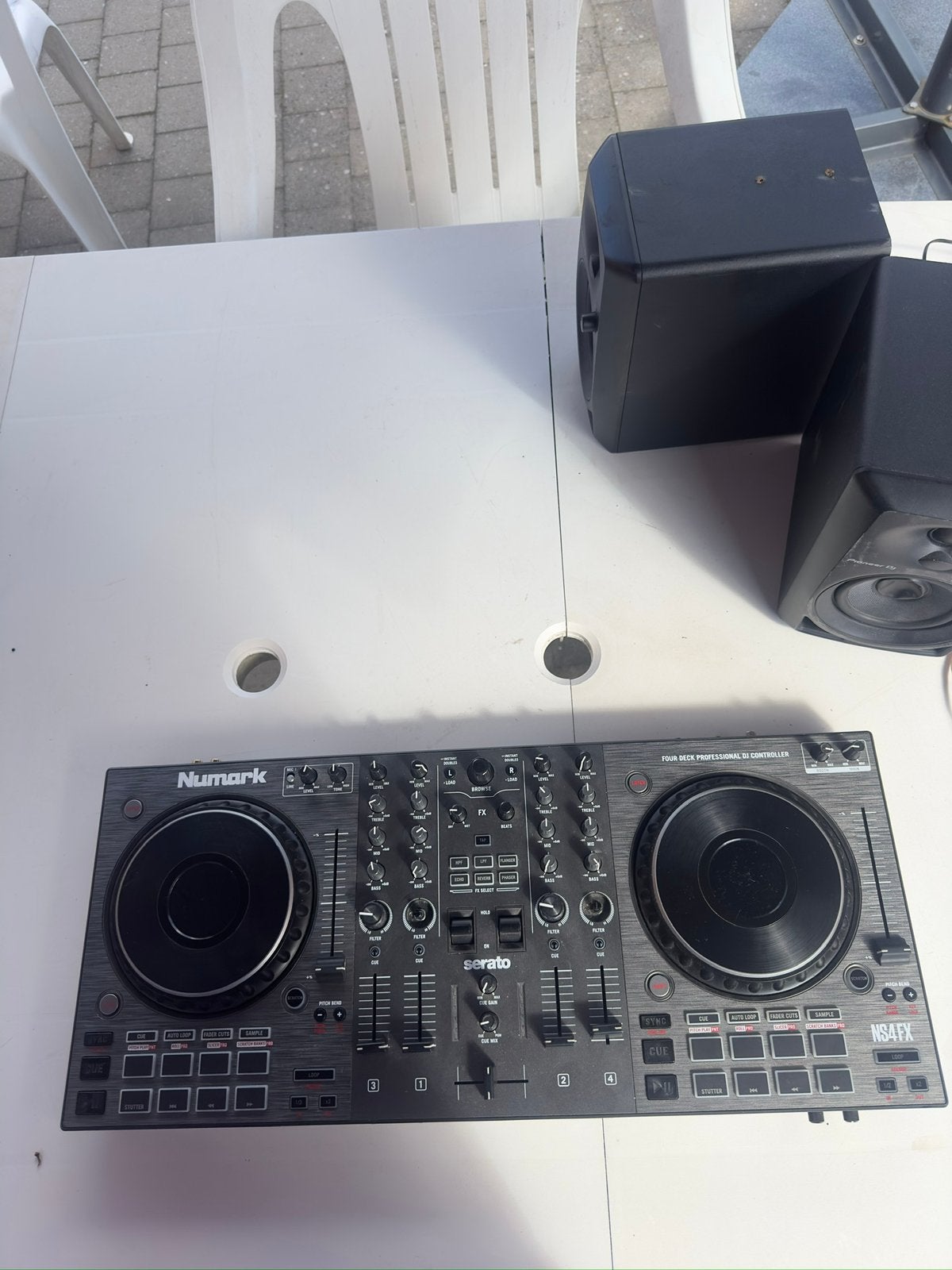 Numark NS4FX + Speakers, Muziek en Instrumenten, Dj-sets en Draaitafels, Ophalen of Verzenden, Zo goed als nieuw, Dj-set, Numark