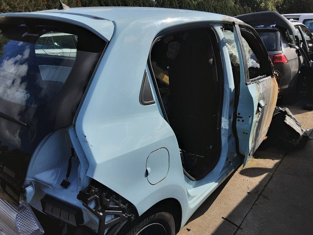 AILE ARRIÈRE DROIT Renault Twingo III (AH) (01-2014/-), Utilisé, Arrière, Renault, Garde-boue