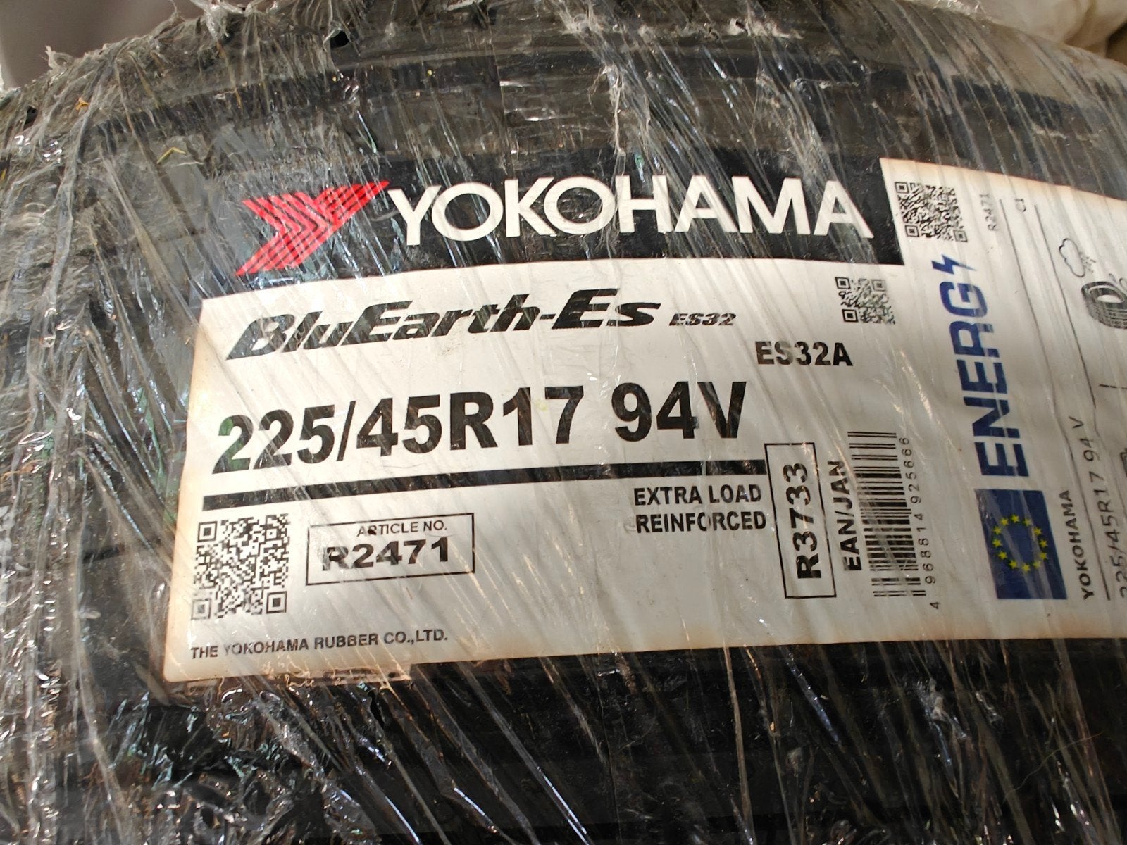 2 pneus neufs Yokohama 225/45R17, Enlèvement, Pneus été, Pneu(s)