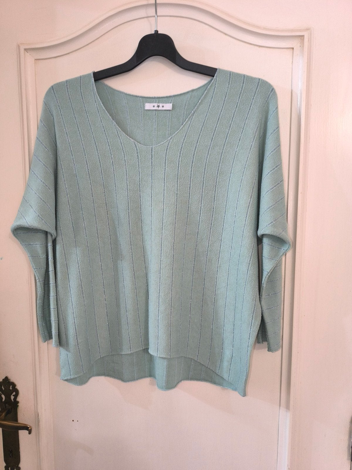 shirtje 42, Ophalen of Verzenden