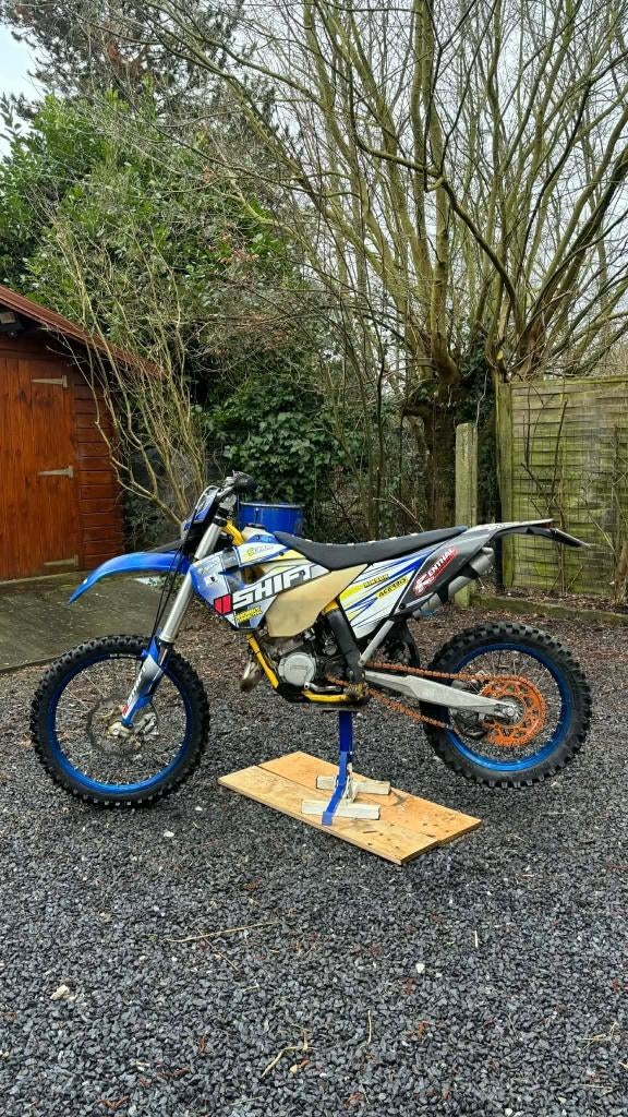 Husaberg 125 TE 2 temps homologuée route, Motos, Motos | KTM, Particulier, Enduro, 12 à 35 kW, 1 cylindre, Échappement sport, Manuelle