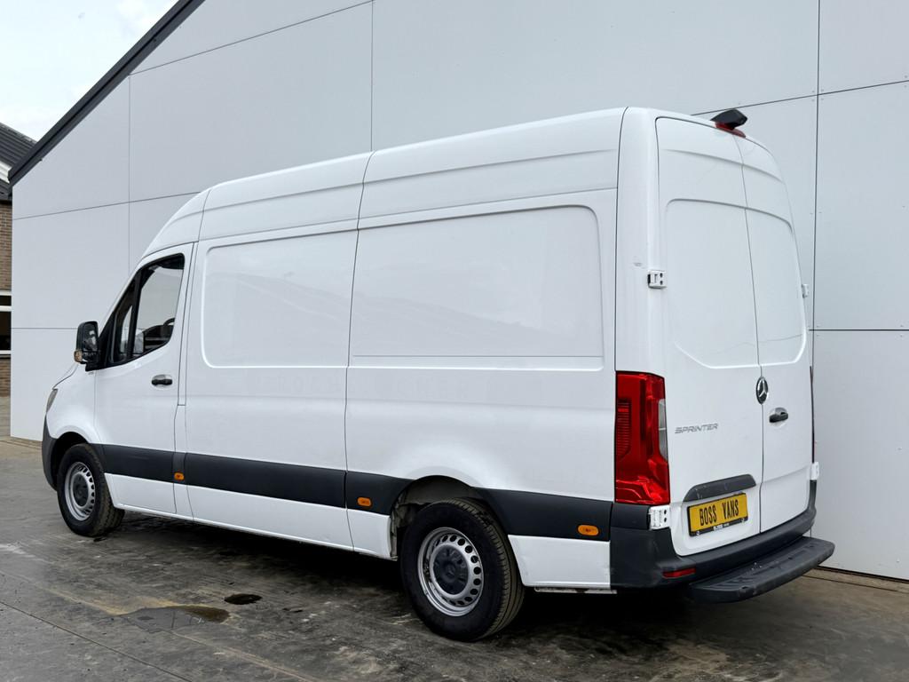Mercedes-Benz Sprinter 314 2.2 CDI Automaat L2H2 Climate Con, Auto's, Stof, Zwart, 4 cilinders, 2000 kg