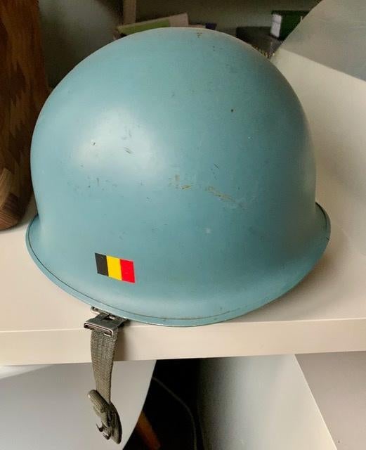 blauwe legerhelm Belgische vlag, Verzamelen, Ophalen of Verzenden, Landmacht, Helm of Baret