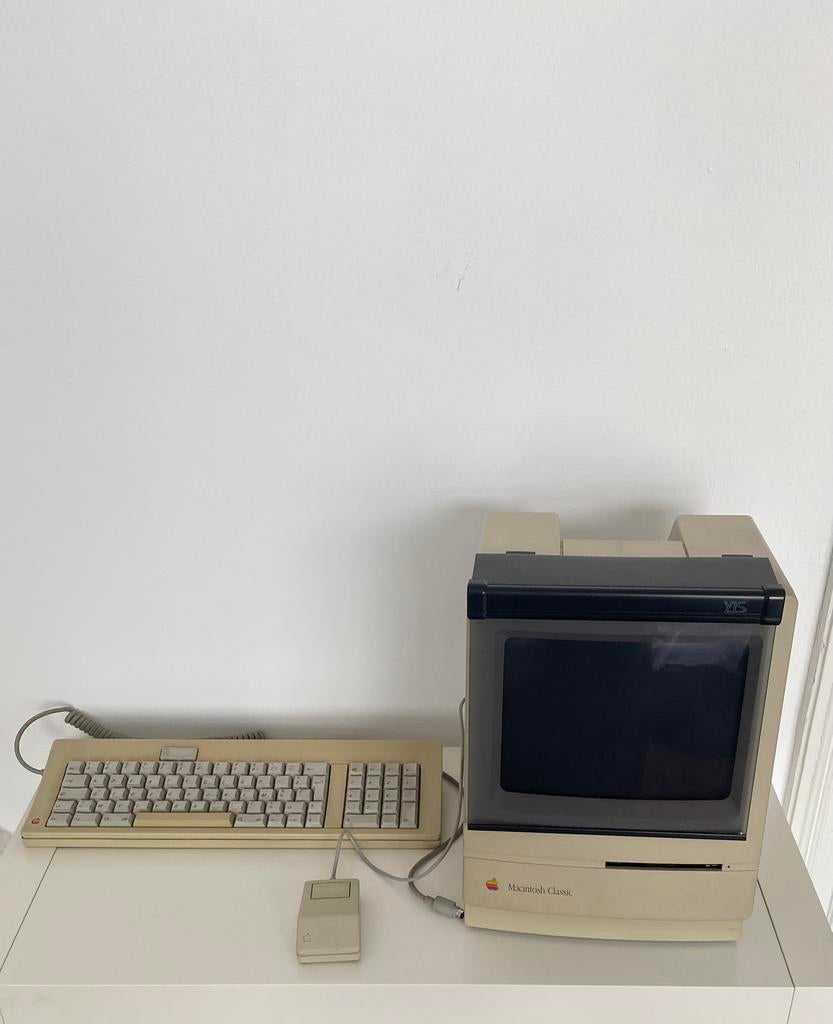 Apple Macintosh Classic M0420 / souris / clavier, Articles professionnels, Aménagement de Bureau & Magasin | Ordinateurs & Informatique