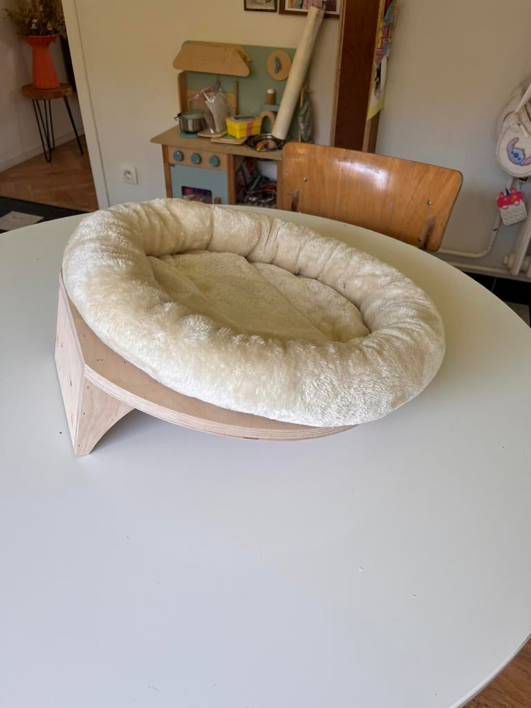 Nieuwe kattenmand, Ophalen, Nieuw