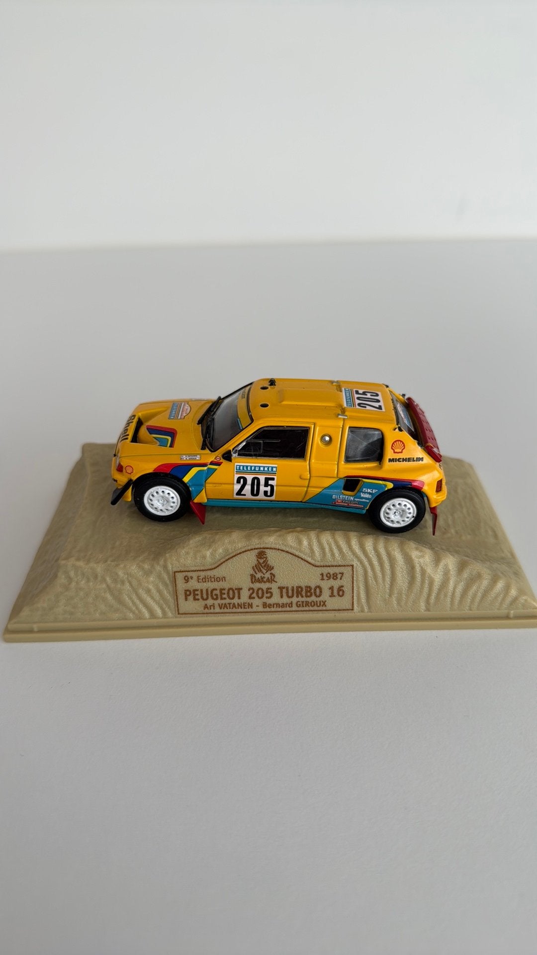 Peugeot 205 Turbo 16 Dakar 1987 Ari Vatanen 1:43 Norev, Enlèvement ou Envoi, Utilisé, Voiture, Norev