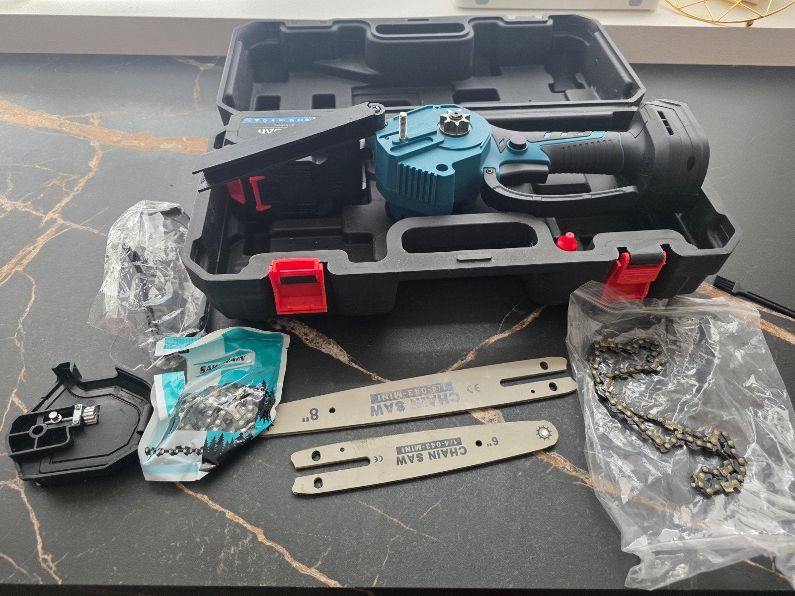 gebruikte Bostar accu mini kettingzaag set, Gebruikt