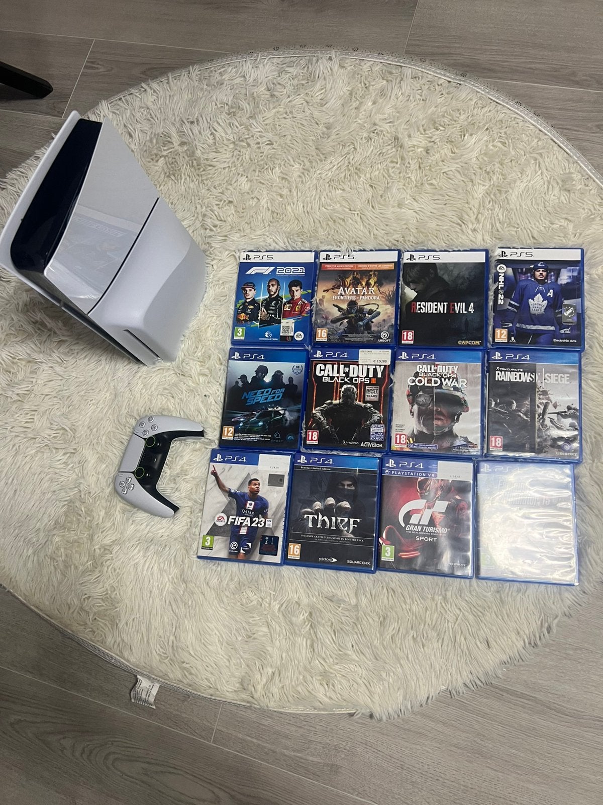 PS5 Slim Disc 1TB + 12 Games + DualSense, Enlèvement, Comme neuf, Playstation 5