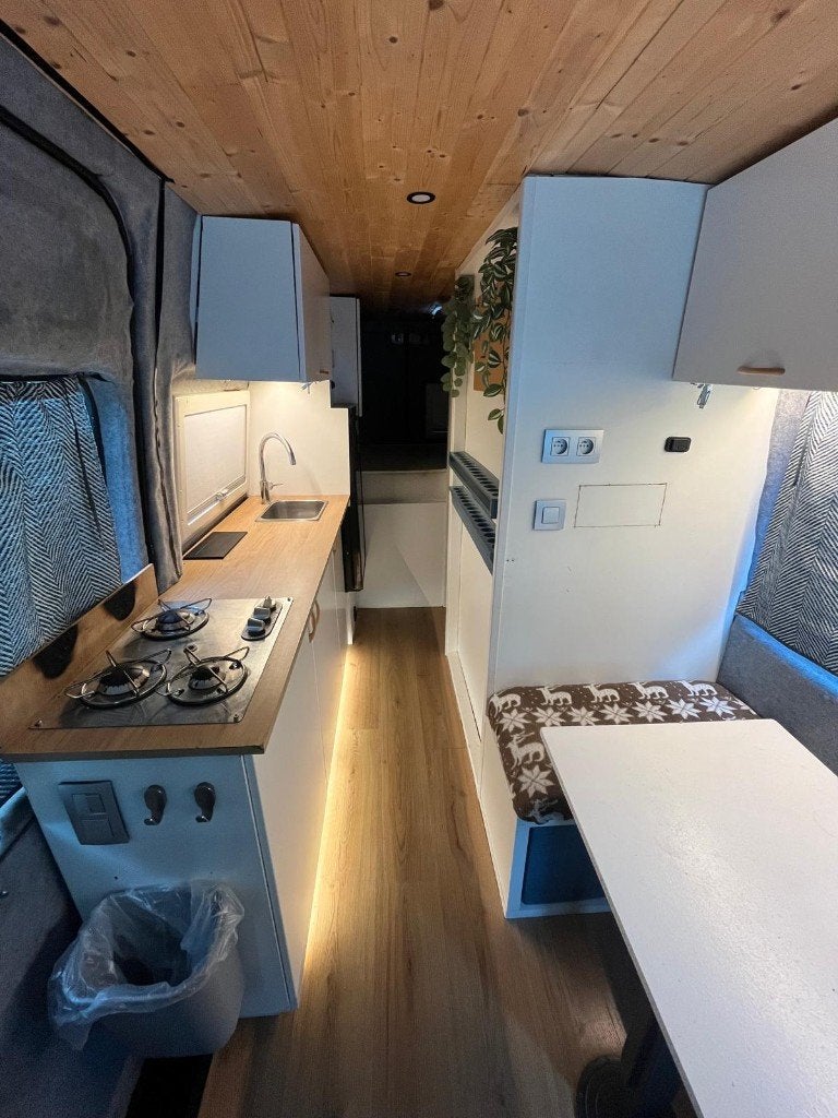 Campervan volkswagen crafter, Caravanes & Camping, Airbags, Réfrigérateur, Autres marques, Diesel