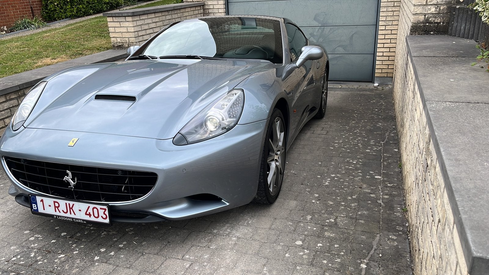 Auto, Auto's, Automaat, Euro 5, Achterwielaandrijving, Zwart