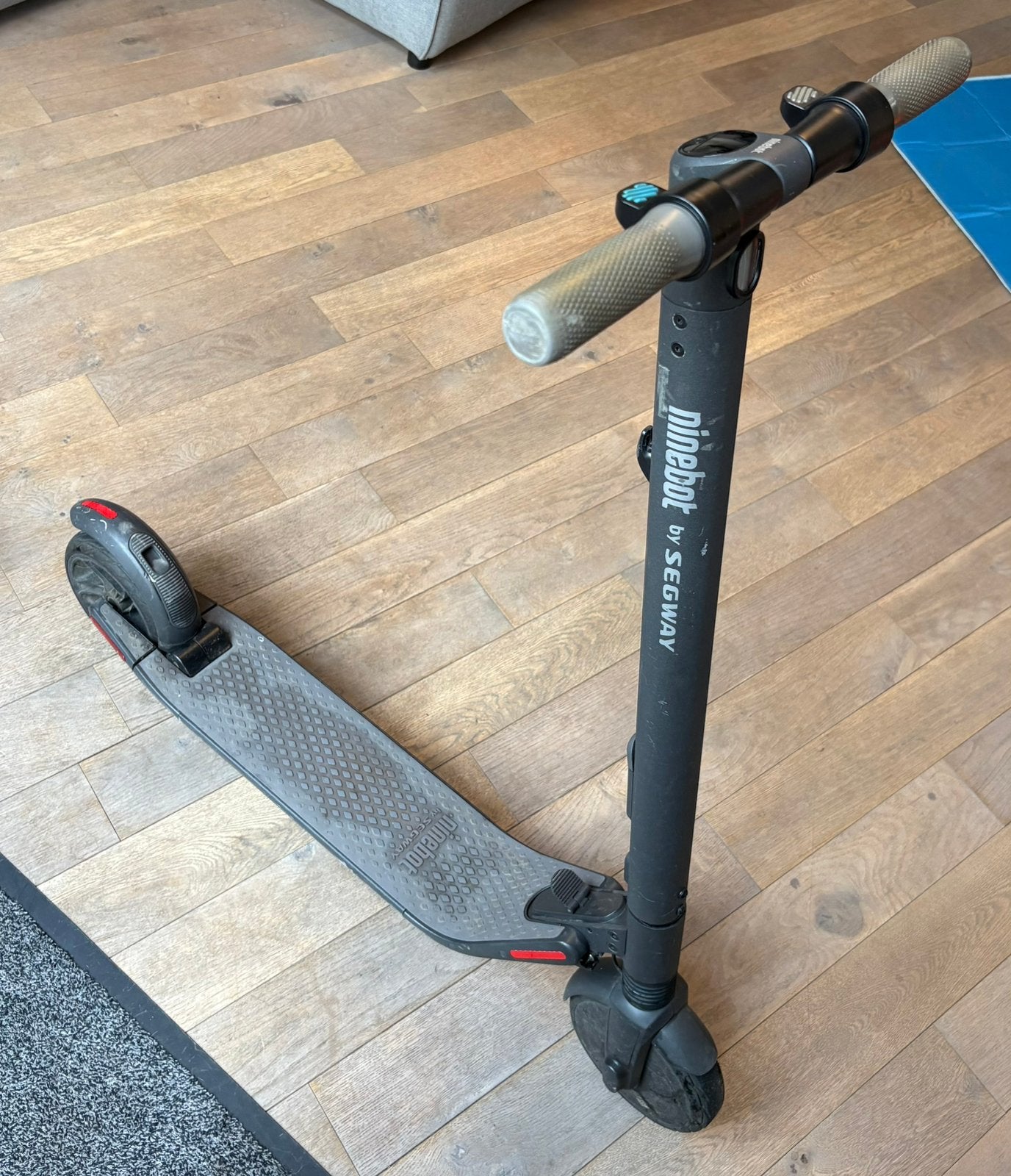Ninebot Kickscooter ES2, Fietsen en Brommers, Steps, Gebruikt, Elektrische step (E-scooter), Ophalen