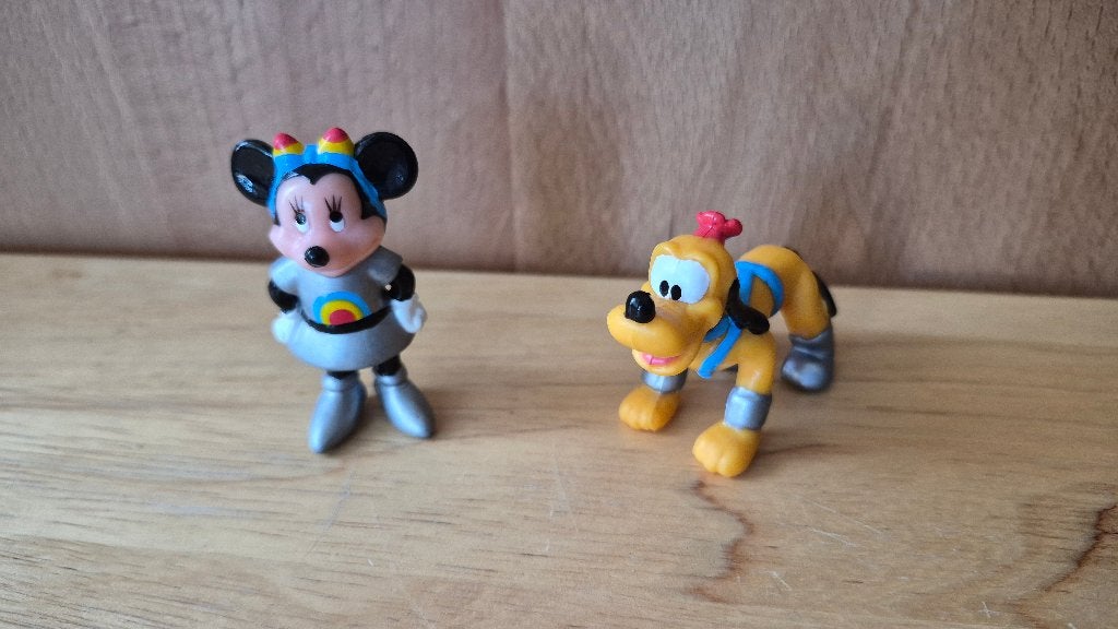 Lot 2 figurines Disney Vintage Captain EO Euro Disney, Collections, Enlèvement, Dingo ou Pluto, Comme neuf, Statue ou Figurine