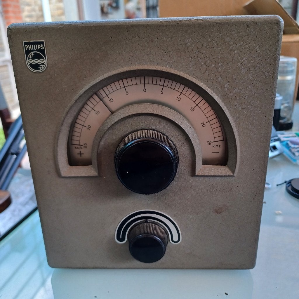 Modulateur de fréquence vintage Philips GM2881, Bricolage & Construction, Instruments de mesure, Utilisé, Autres appareils de mesure ou compteurs