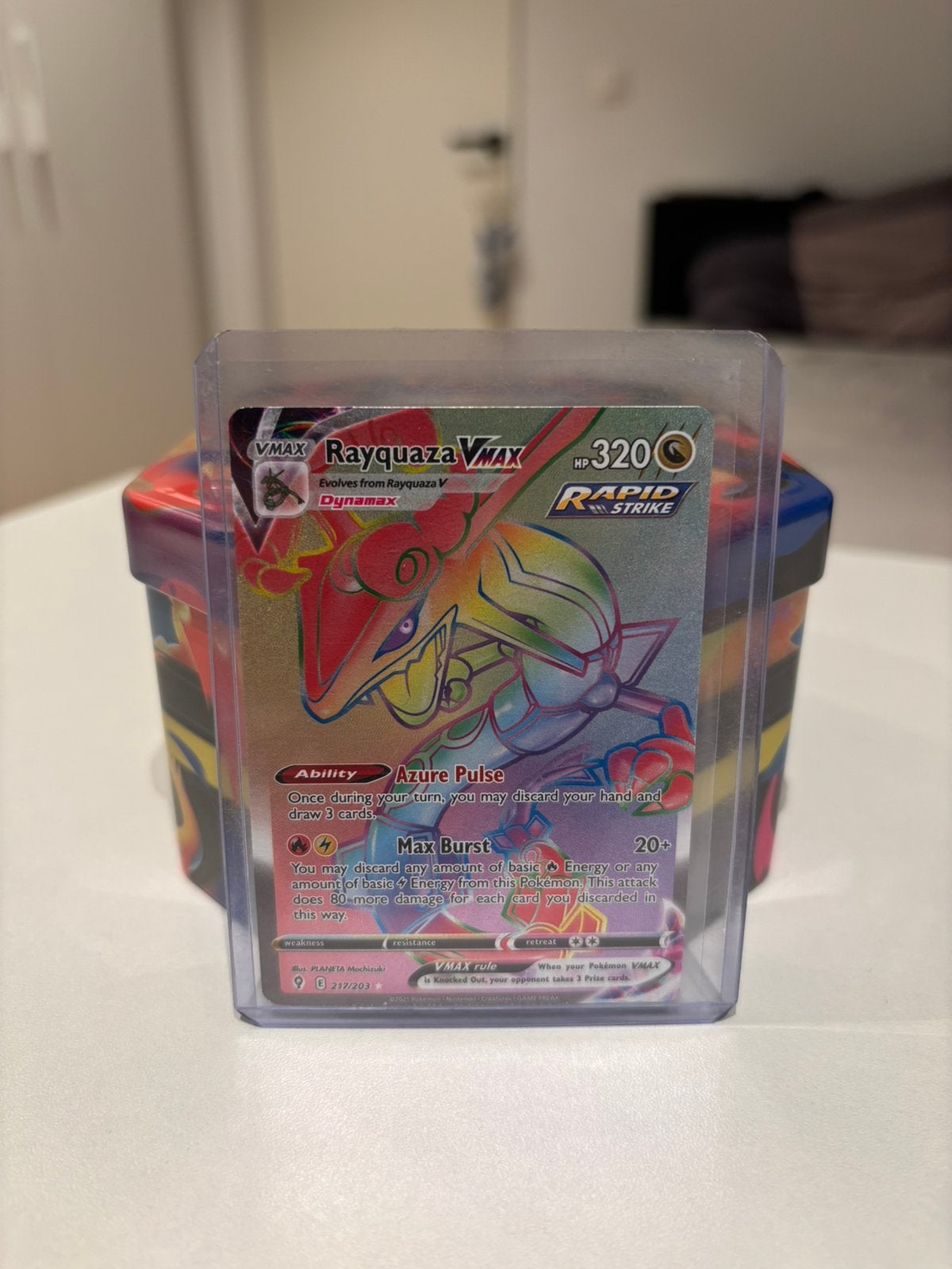 Rayquaza Vmax 217, Ophalen of Verzenden, Zo goed als nieuw