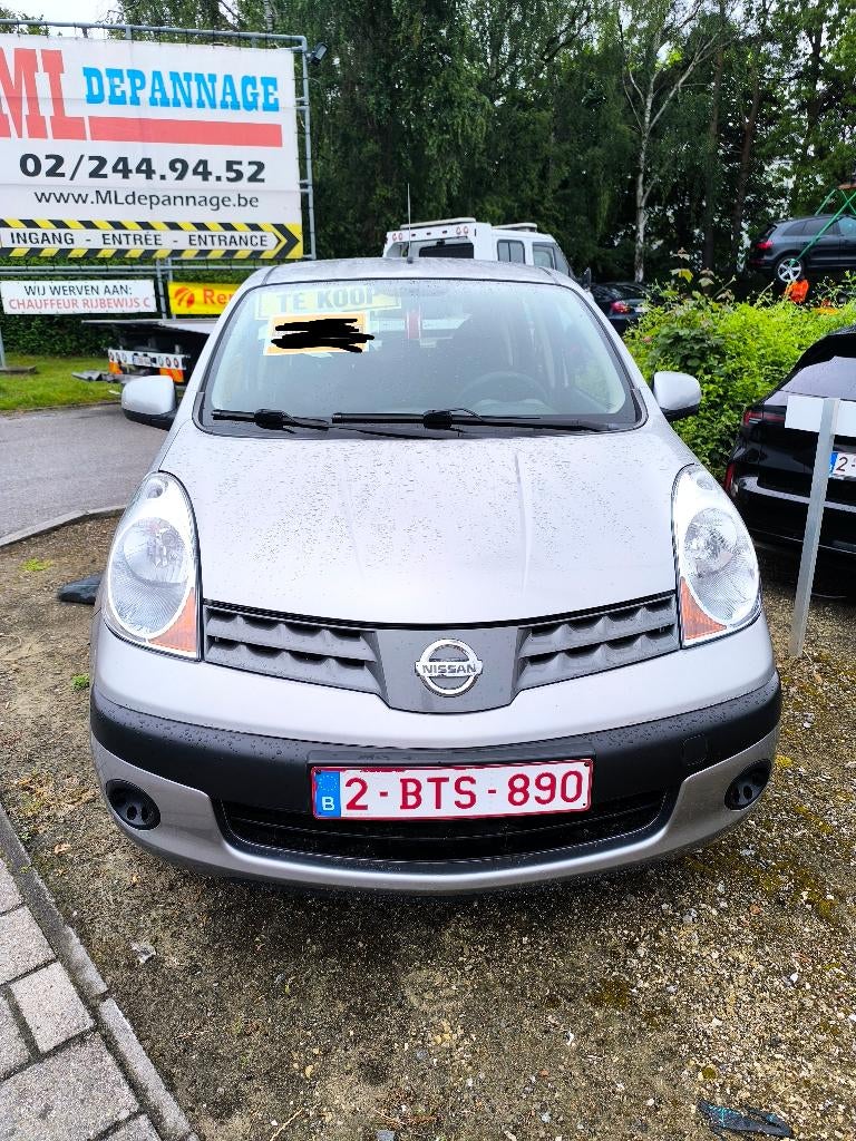 Nissan Note essence 79 000 km, Autos, Nissan, Argent ou Gris, Achat, Verrouillage central, Boîte manuelle