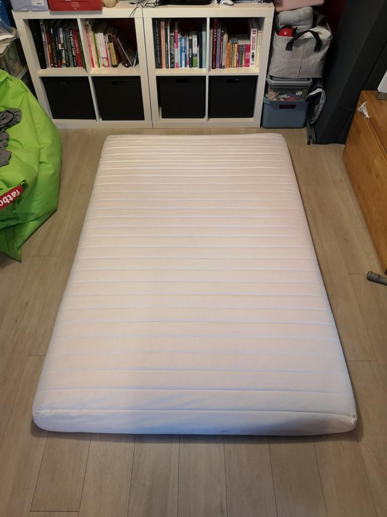 Matelas 120x200 cm, épaisseur 10 cm, état neuf, Matelas, Queen size, Comme neuf, Enlèvement
