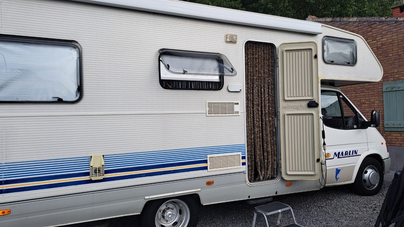 mobilhome ford transit 1999 12.500€, Particulier, Douche
