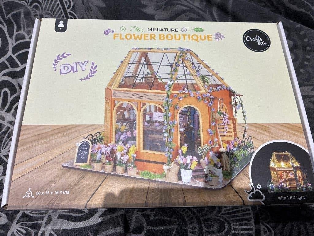 DIY Flower boutique miniature, bloemenwinkel, Ophalen of Verzenden, Nieuw, Knutselset, Overige merken