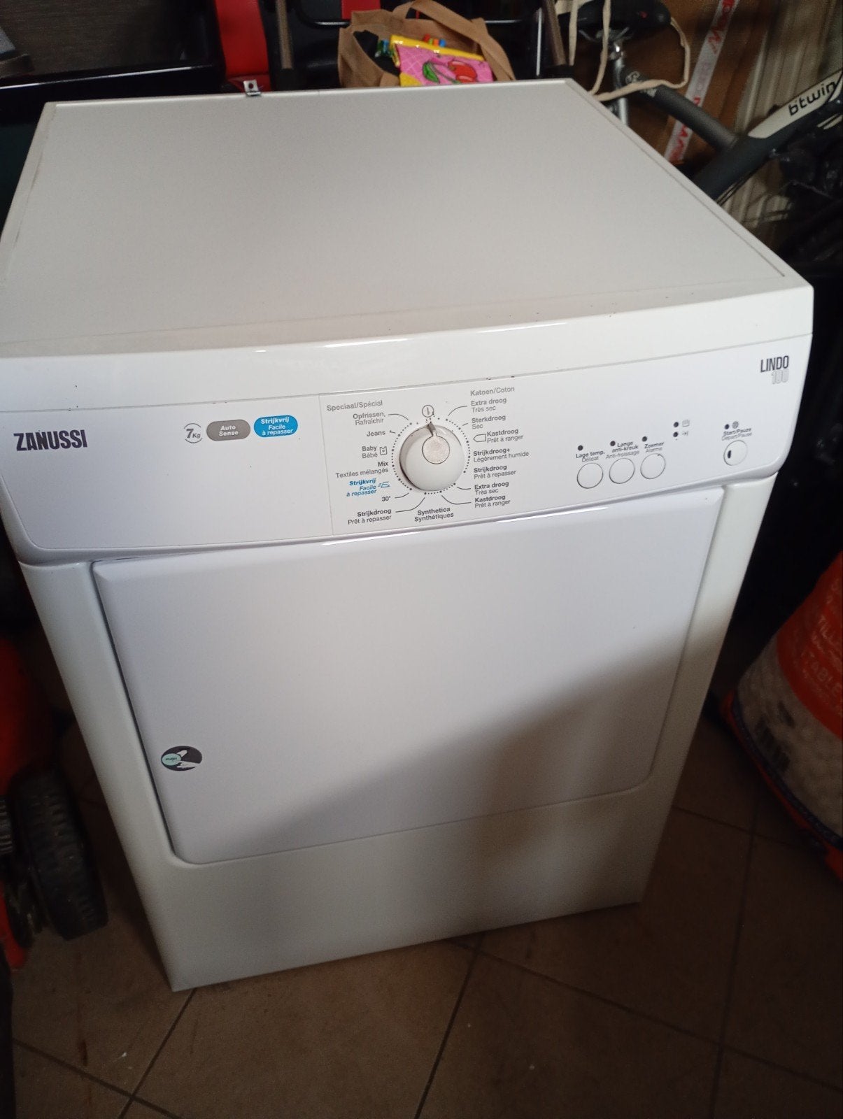 Sèche-linge Zanussi ZTE7101PZ en bon état, Electroménager, Enlèvement