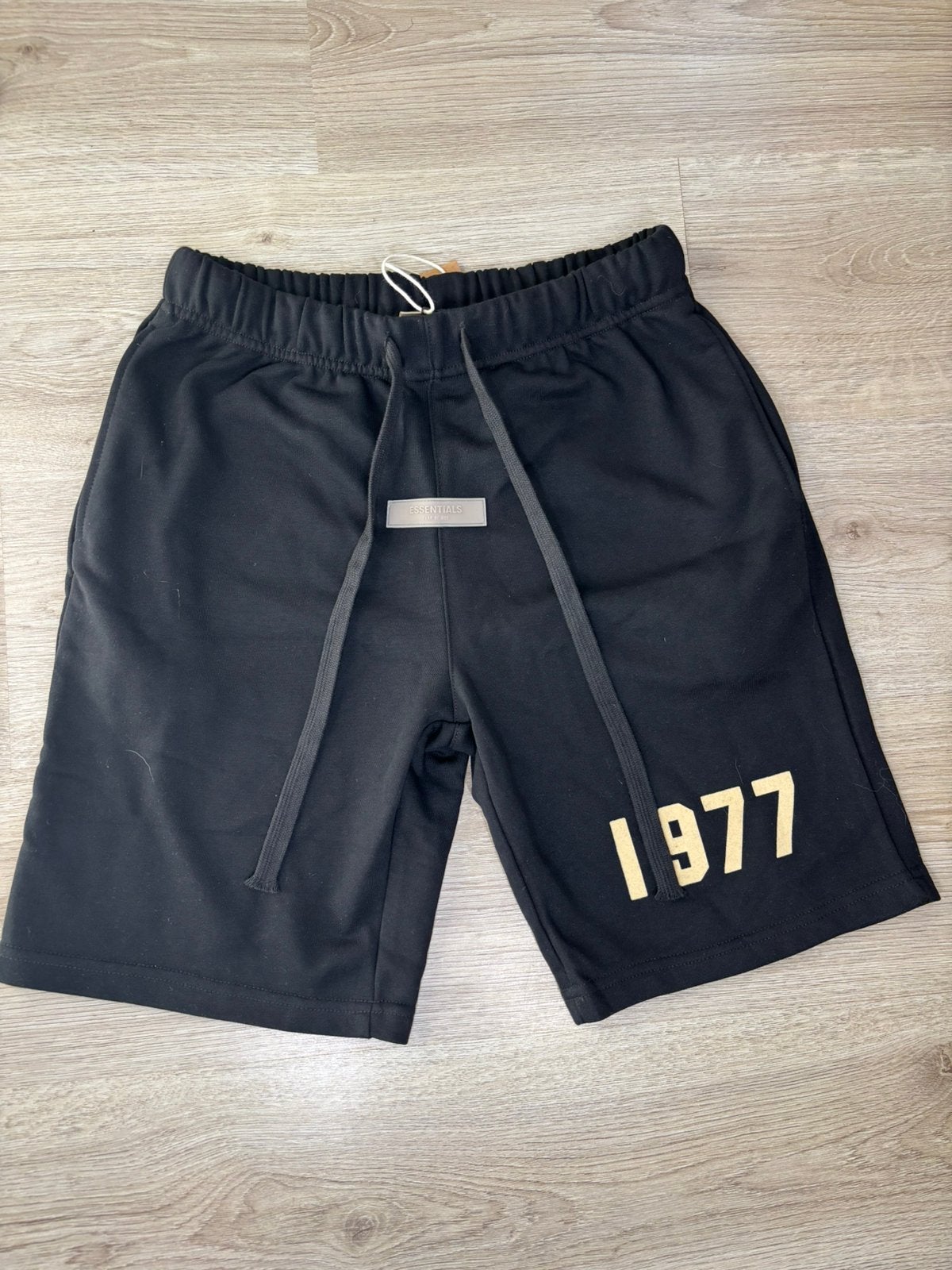 Essentials kort broek zwart, Ophalen of Verzenden, Nieuw, Maat 46 (S) of kleiner, Zwart