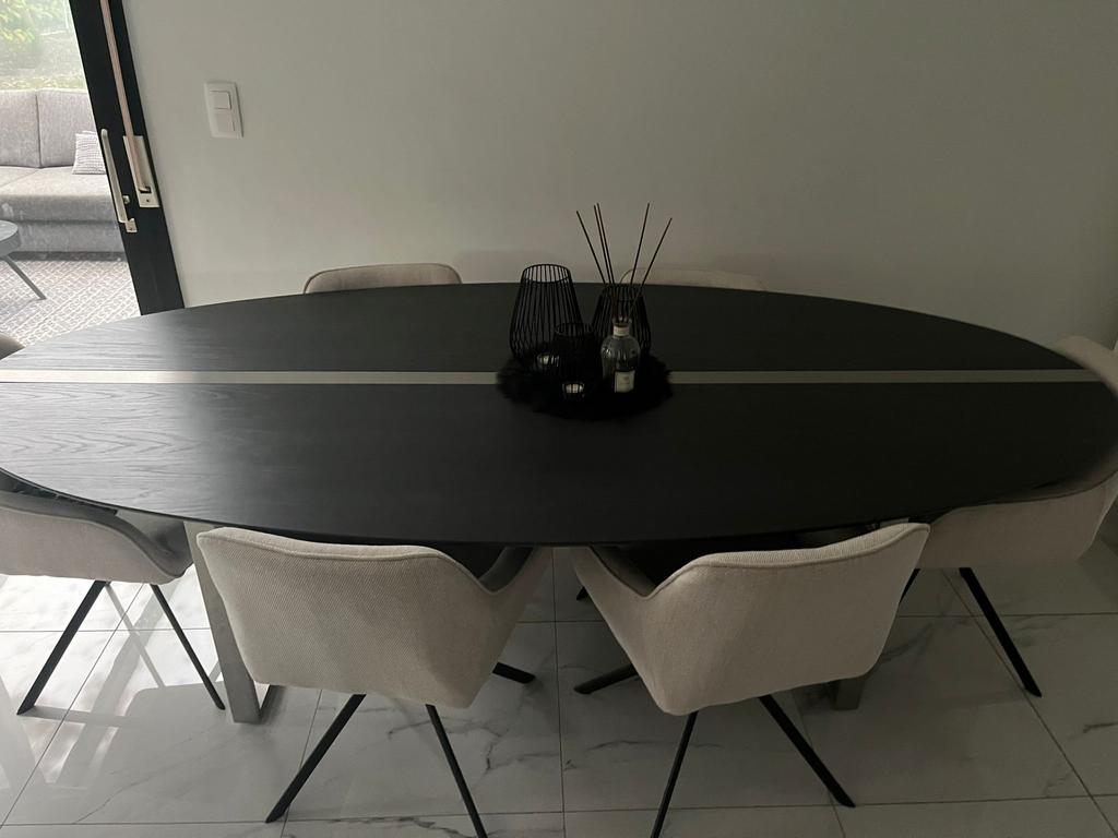 eettafel + vitrine kast, Ophalen, Zo goed als nieuw