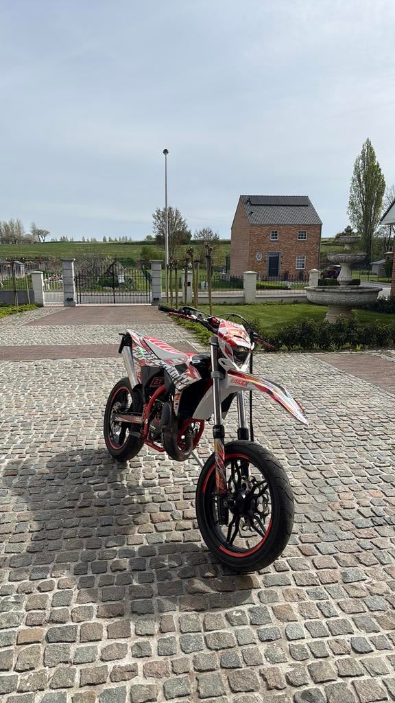 Beta rr50 50cc perfecte staat, Fietsen en Brommers, Brommers | Crossbrommers, 6 versnellingen, 49 cc, Zo goed als nieuw, Ophalen