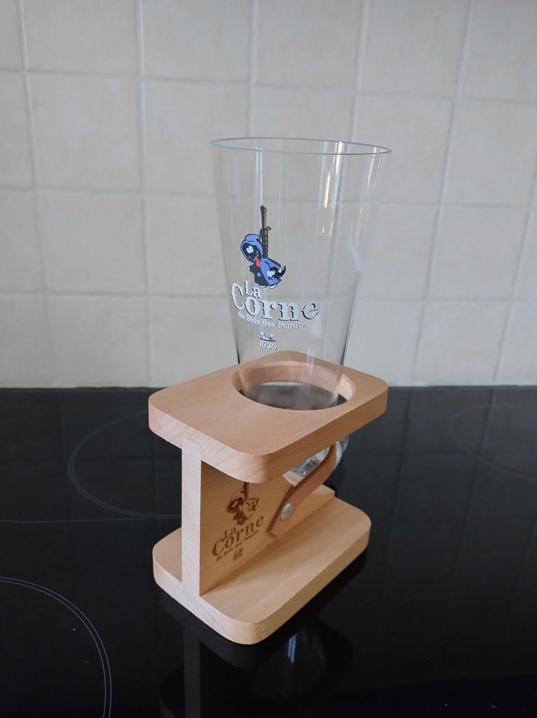 De hoorn van het hout van de gehangenden, Verzamelen, Biermerken, Ophalen