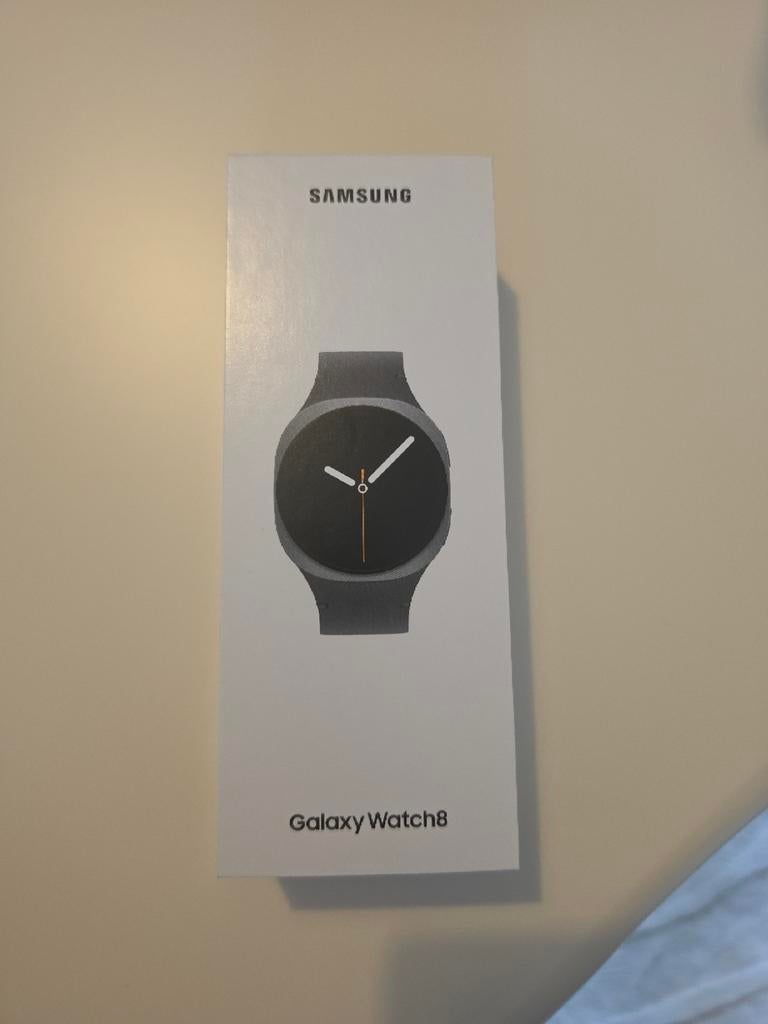 Samsung Galaxy Watch 8 40 mm Bluetooth grafiet nieuw verzege, Handtassen en Accessoires, Smartwatches, Ophalen of Verzenden, Conditie