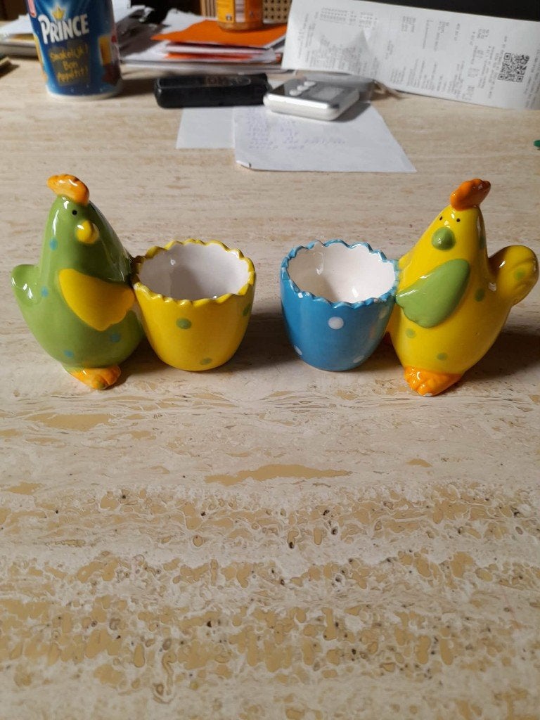 2 coquetiers : poulet avec panier, Divers, Pâques, Enlèvement ou Envoi, Comme neuf