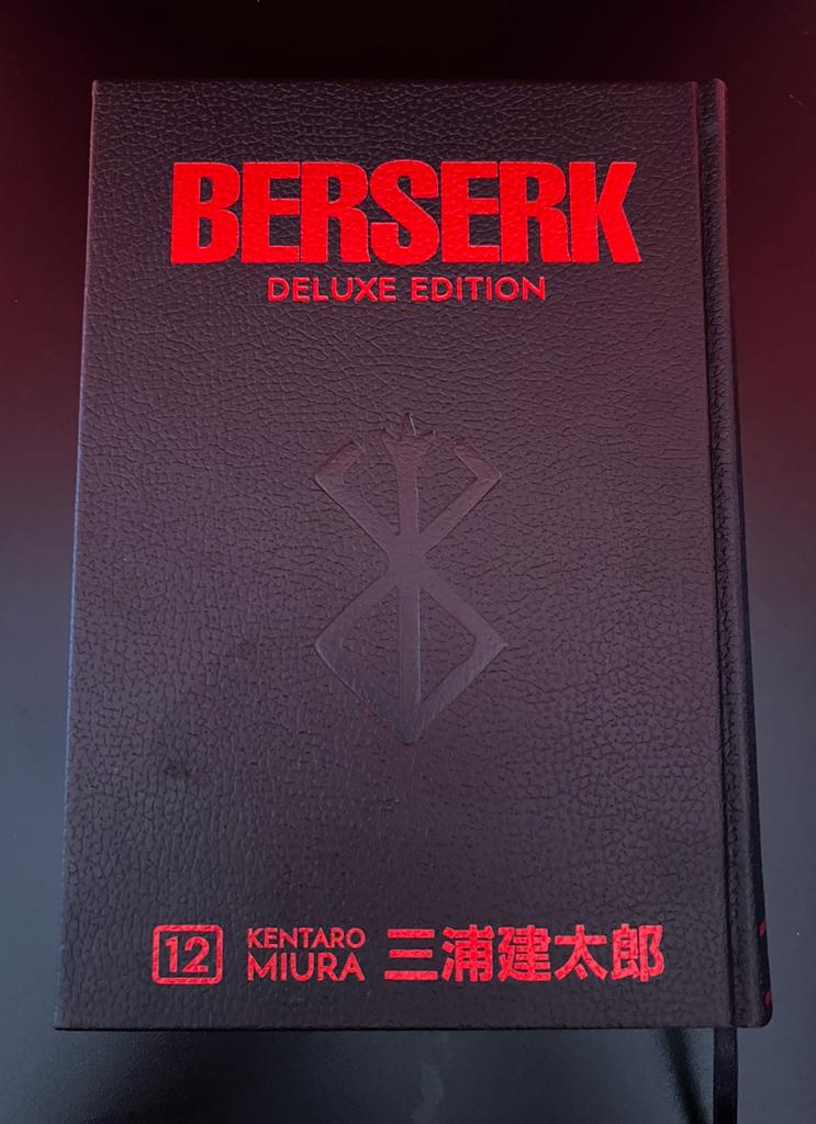Berserk Deluxe Edition Volume 12, Boeken, Strips | Comics, Zo goed als nieuw, Meerdere comics, Japan (Manga), Ophalen of Verzenden