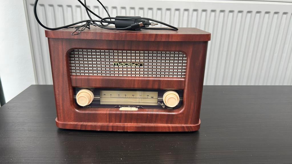 Madison retro vintage radio, Ophalen, Zo goed als nieuw, Radio