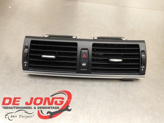 Grille aération tableau de bord d'un BMW X5, -, 3 mois de garantie, Utilisé, -