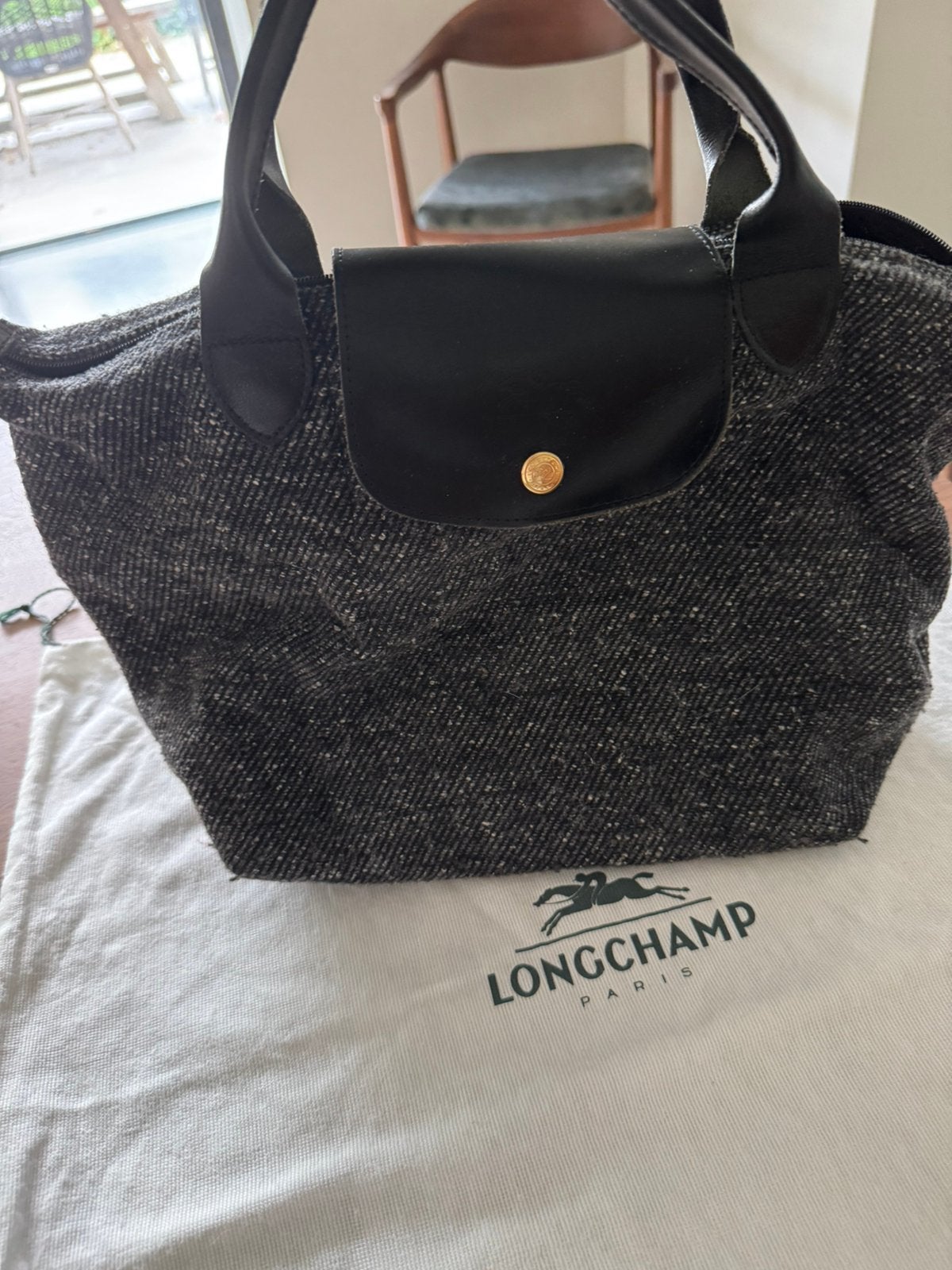 Longchamp tas in wol zwart/ grijs, Handtassen en Accessoires, Ophalen of Verzenden, Zo goed als nieuw, Zwart