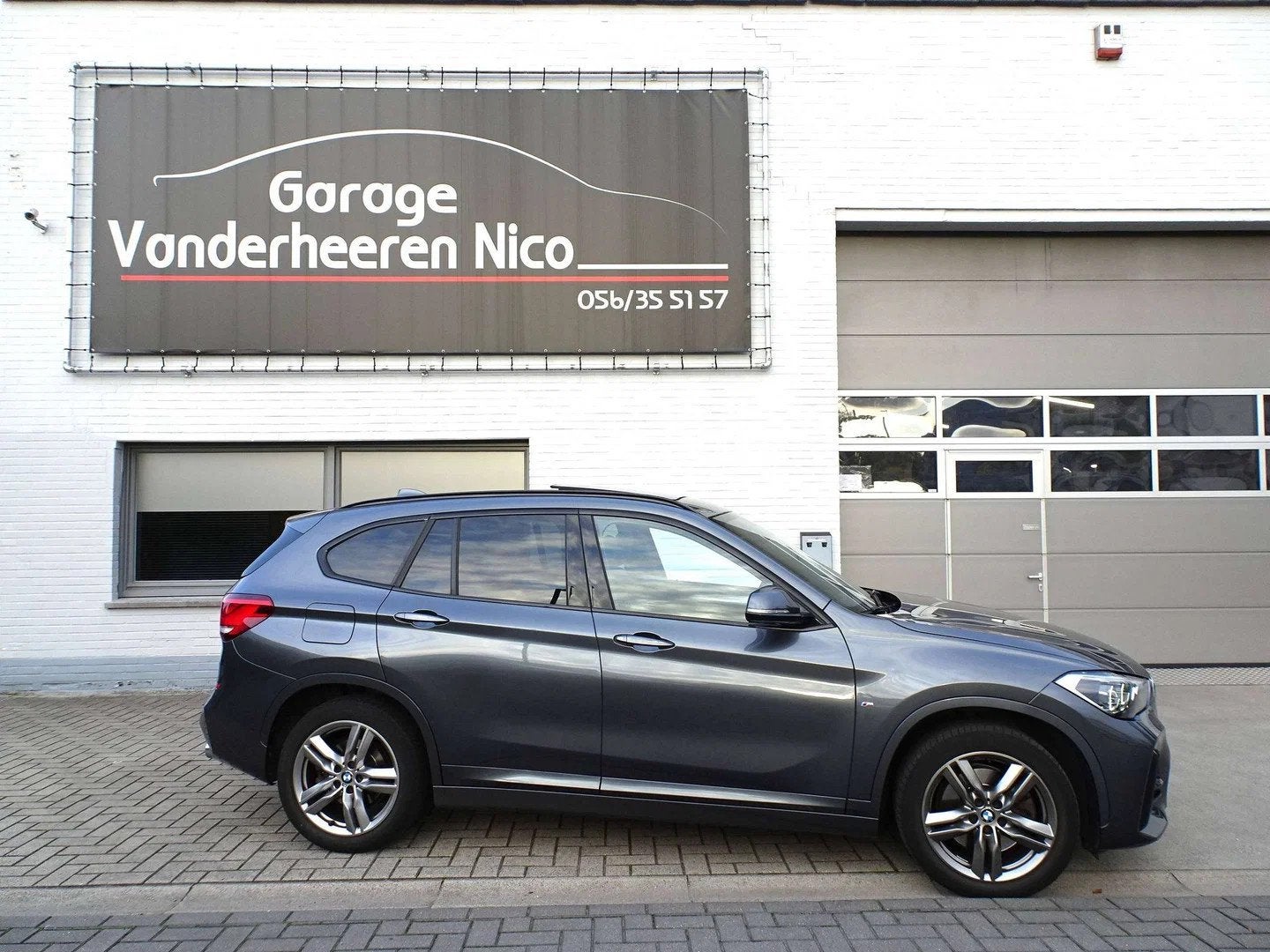 BMW X1 2.0iAS xDrive20 M-PACK,PANODAK,ADAPT. CRUISE,NAVI,M-S, Auto's, 1998 cc, Gebruikt, 131 kW, Bedrijf