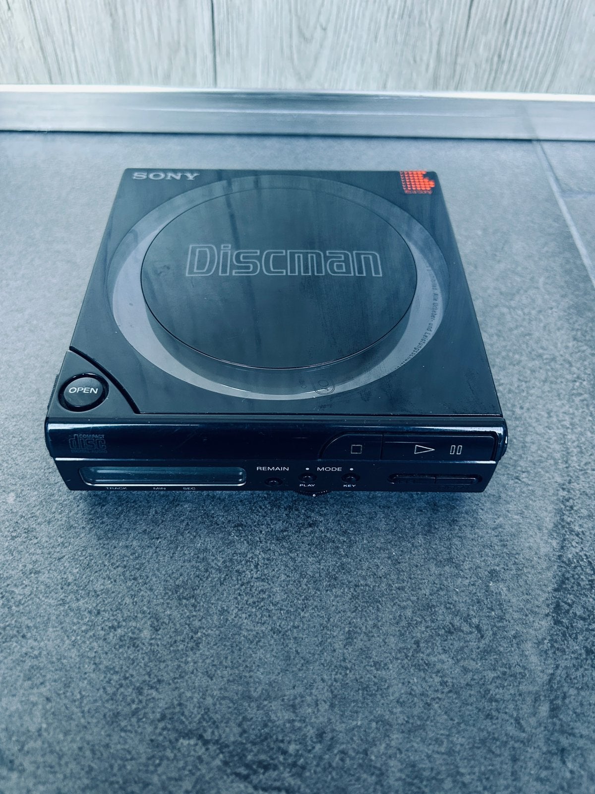 Lecteur cd sony d-30, TV, Hi-fi & Vidéo, Lecteurs CD, Comme neuf, Sony, Portable, Enlèvement ou Envoi