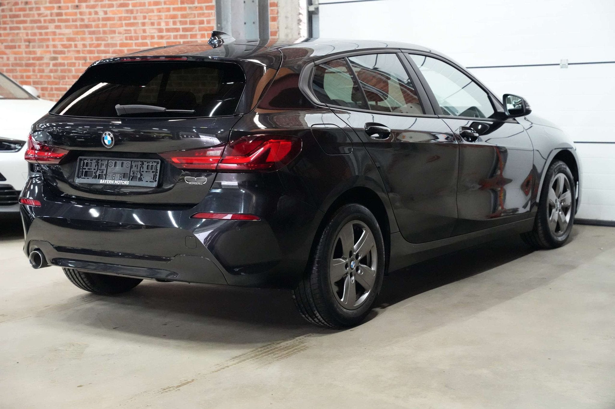 BMW 116 d EURO 6d Navi Carplay LED Garantie, https://public.car-pass.be/vhr/98ac2b52-7310-4ba7-ac6a-1cb7ff2e3d94, Gebruikt, Zwart