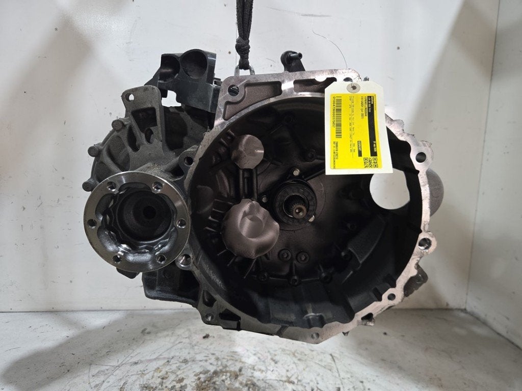 VERSNELLINGSBAK SCHAKEL Caddy Cargo V (SBA / SBH), Gebruikt, Volkswagen, Volkswagen AG, Kundenbetreuung@volkswagen.de