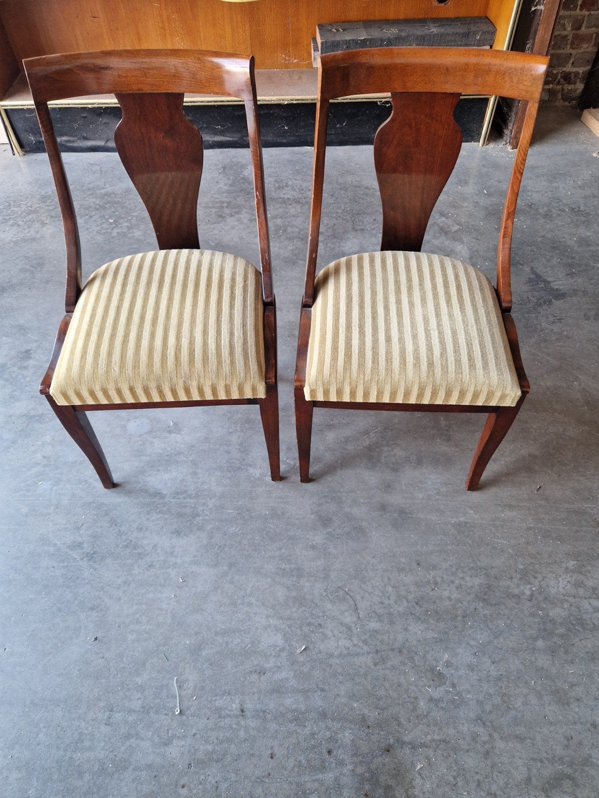 2 chaises en acajou, Maison & Meubles, Enlèvement